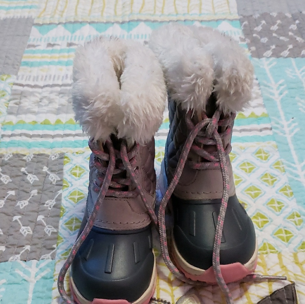 Toddler snow boots